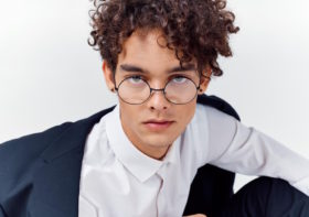Oryginalne oprawki Ray Ban dla mężczyzn – stylowe okulary korekcyjne